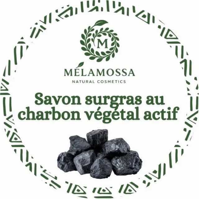 Savon surgras au charbon actif
