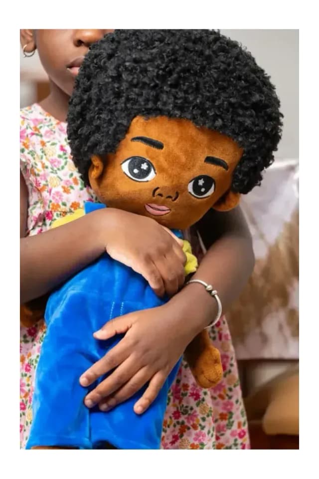 Poupée Noire en Peluche Samba