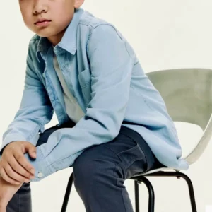 chemise en jean clair